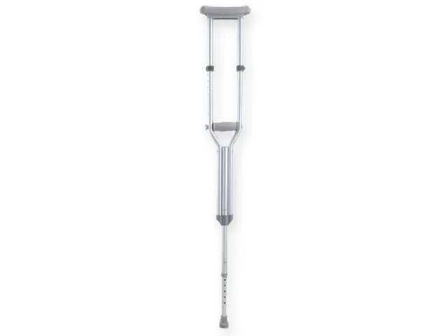 gima-27770-stampelle-ascellari-universali-alta-qualit-regolabili-per-adulti image 1