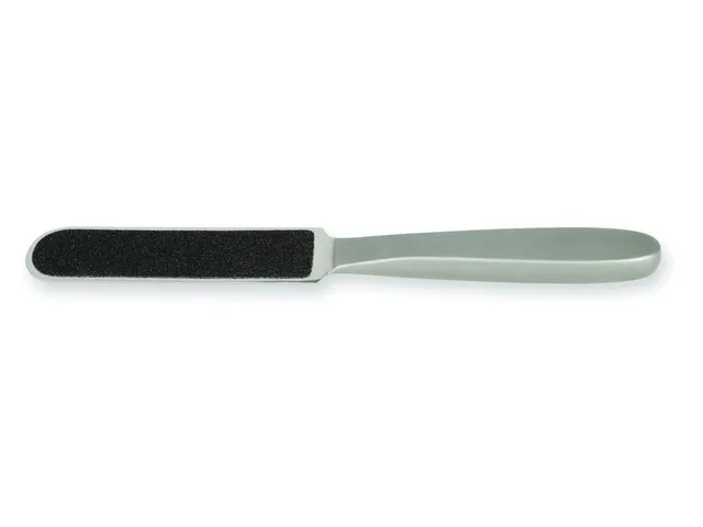 gima-raspa-doppia-per-piedi-con-manico-in-metallo-21-5-cm-uso-professionale-e-do image 1