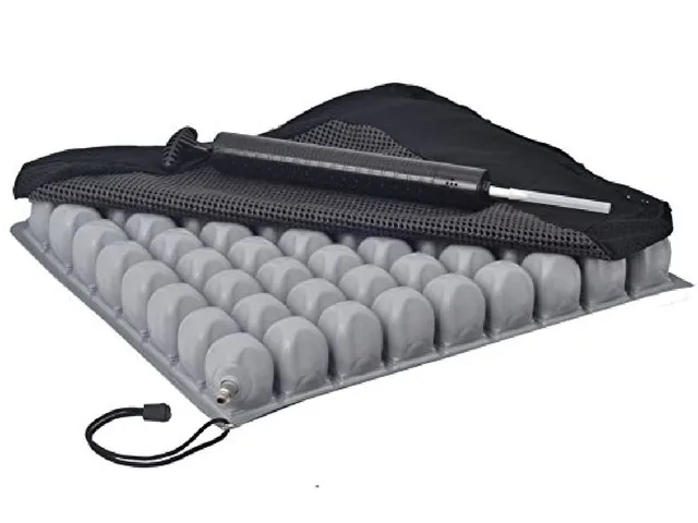 gima-28546-cuscino-ad-aria-antidecubito-45x45x6-cm-con-fodera-pompa-e-kit-ripara image 1